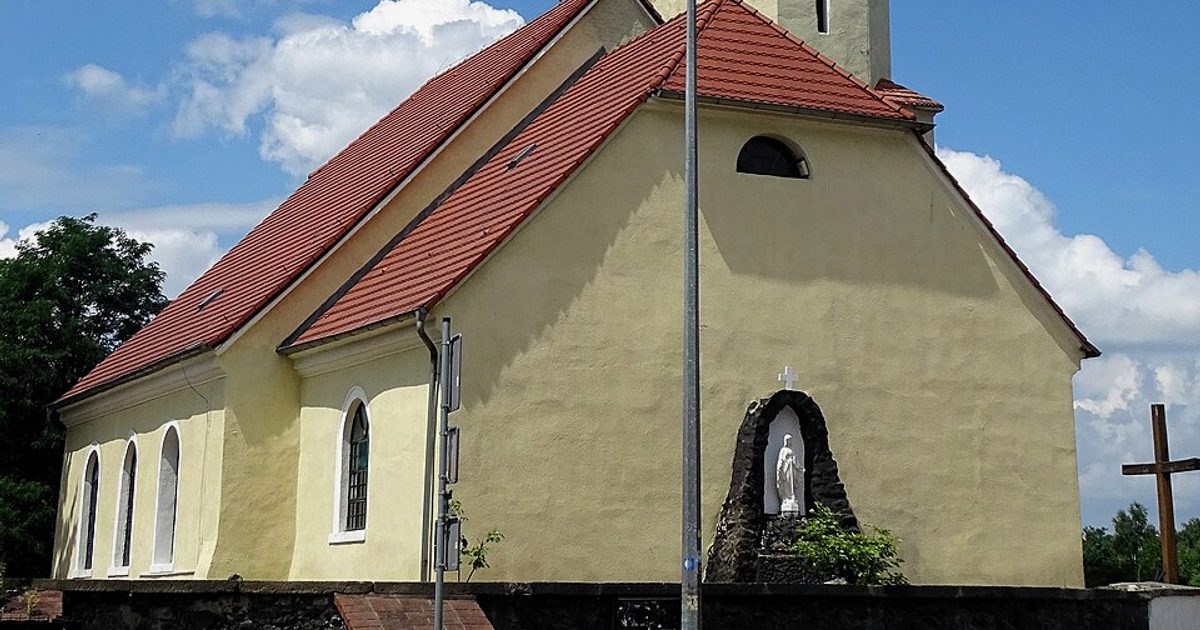Kościół parafii Kościół Narodzenia NMP w Lubań — zdjęcie