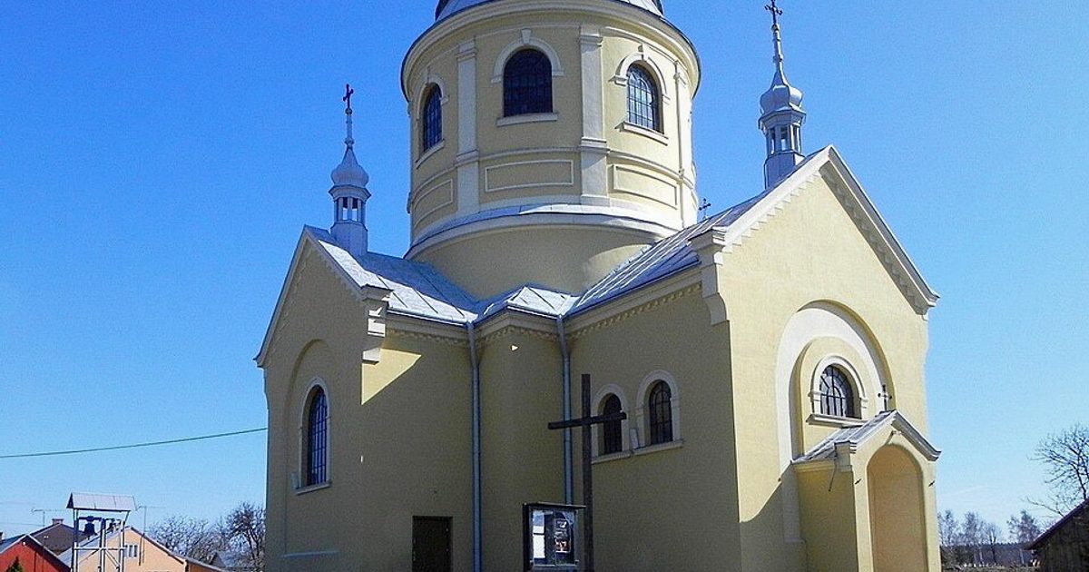 Kościół parafii Kościół Narodzenia NMP w Niemstów — zdjęcie