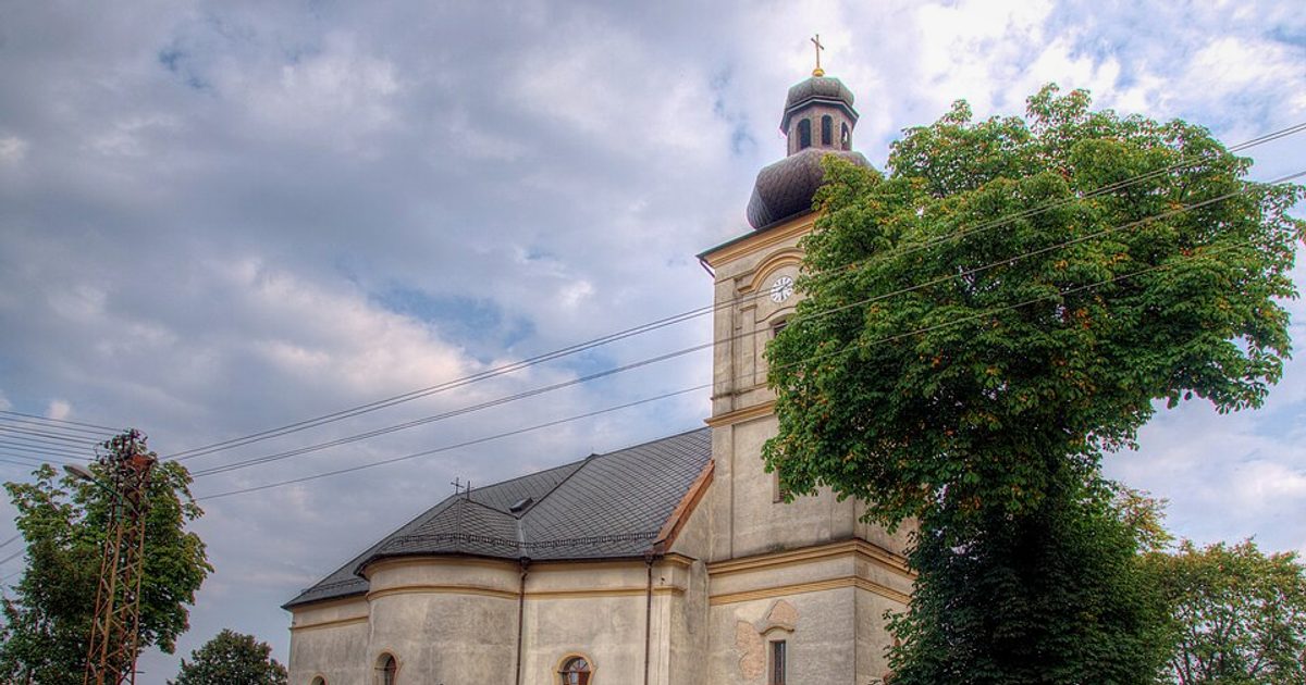 Kościół parafii Kościół Narodzenia NMP w Nowe Kramsko — zdjęcie
