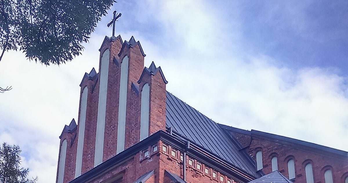 Kościół parafii Kościół Narodzenia NMP w Słucz — zdjęcie
