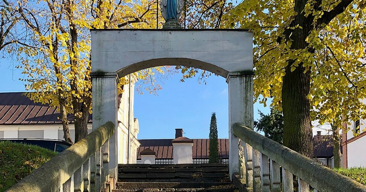 Kościół parafii Kościół Narodzenia NMP w Sochaczew — zdjęcie