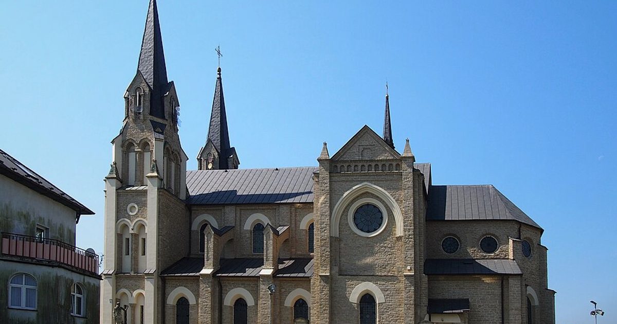 Kościół parafii Kościół Narodzenia NMP w Sulisławice — zdjęcie