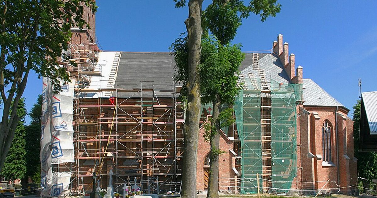 Kościół parafii Kościół Narodzenia NMP w Swarzewo — zdjęcie