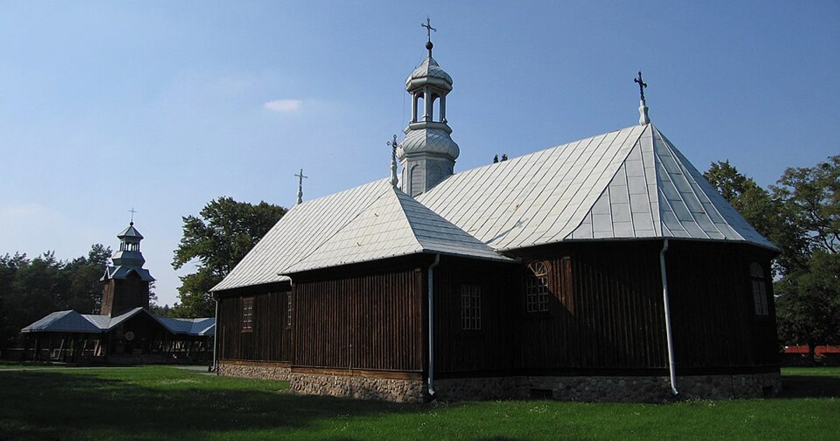 Kościół parafii Kościół Narodzenia NMP w Święte — zdjęcie