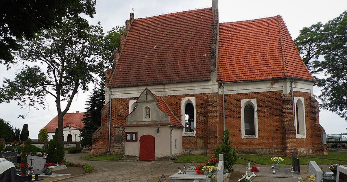 Kościół parafii Kościół Narodzenia NMP w Zbarzewo — zdjęcie