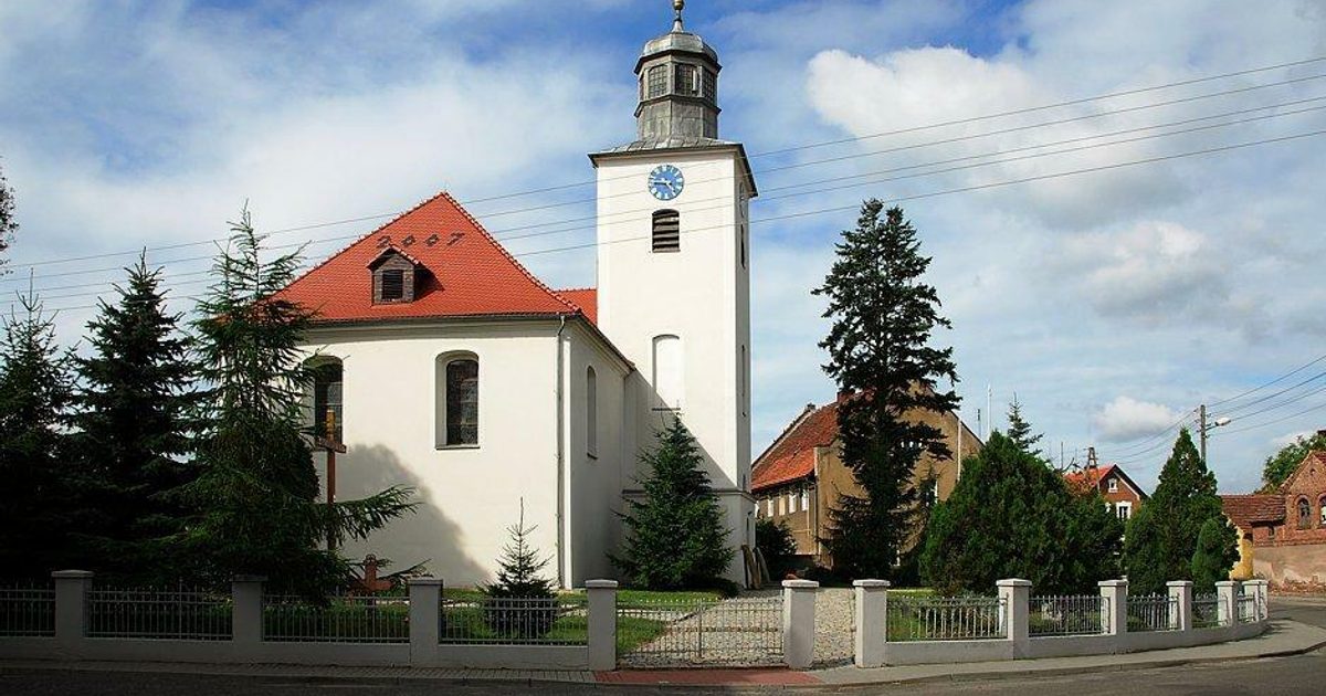 Kościół parafii Kościół Narodzenia św. Jana Chrzciciela w Kolsko — zdjęcie