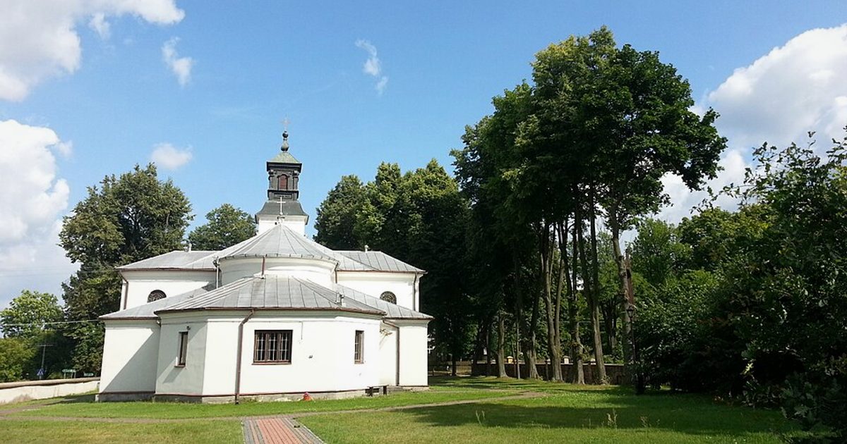 Kościół parafii Kościół Nawiedzenia NMP w Domanice — zdjęcie