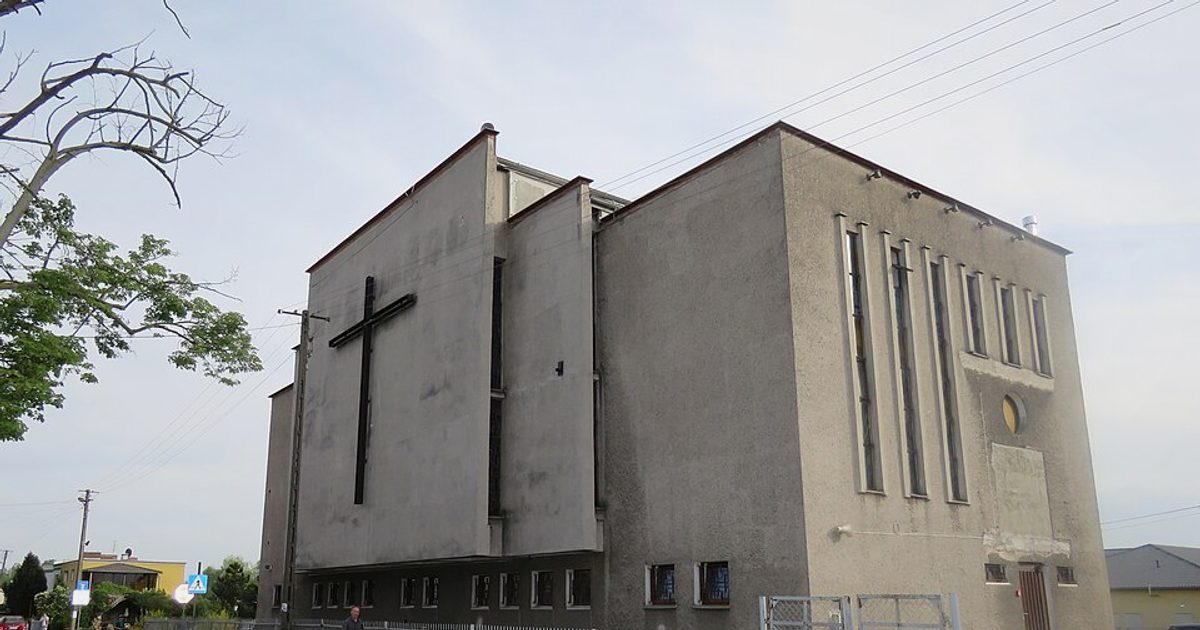 Kościół parafii Kościół Nawiedzenia NMP w Dopiewo — zdjęcie