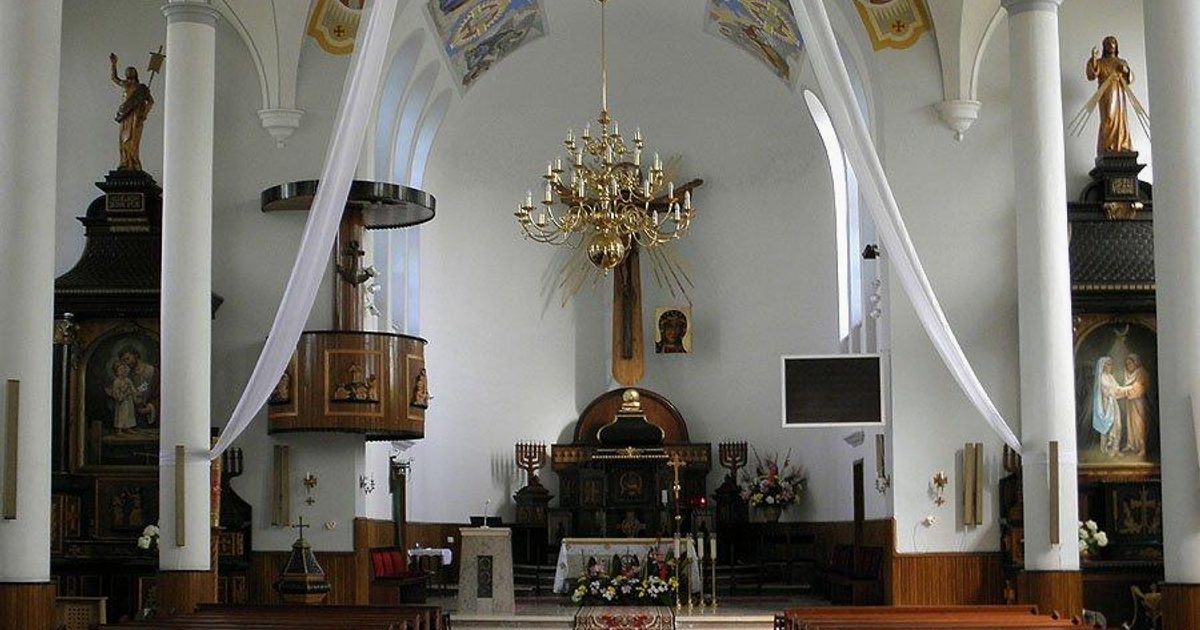 Kościół parafii Kościół Nawiedzenia NMP w Garbatka-Letnisko — zdjęcie