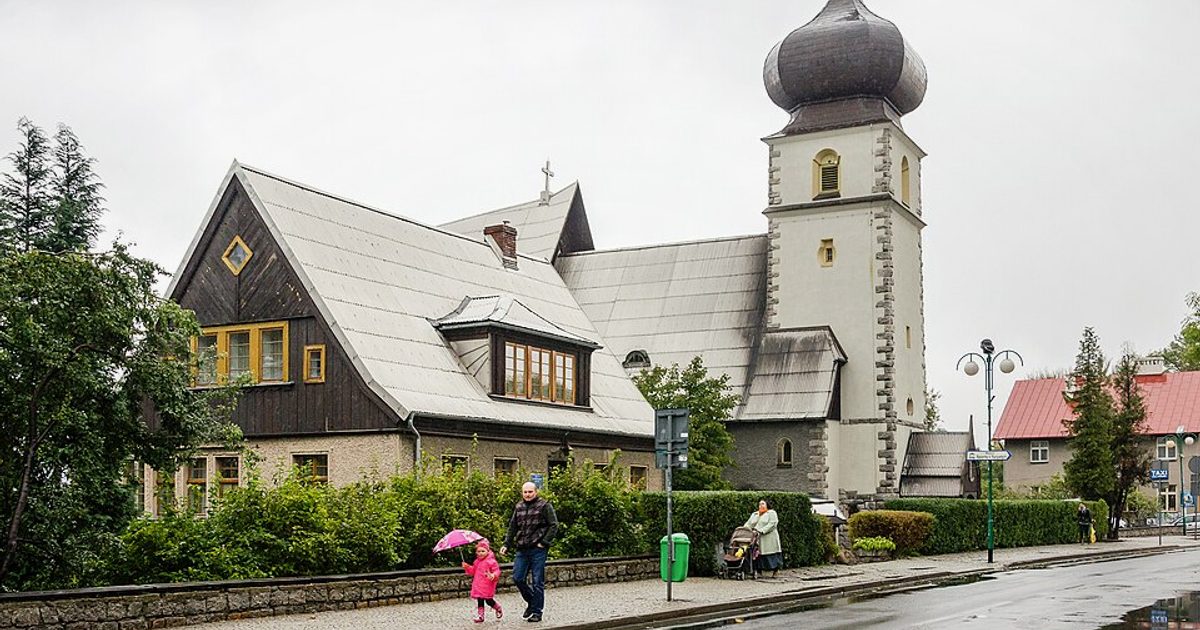 Kościół parafii Kościół Nawiedzenia NMP w Karpacz — zdjęcie