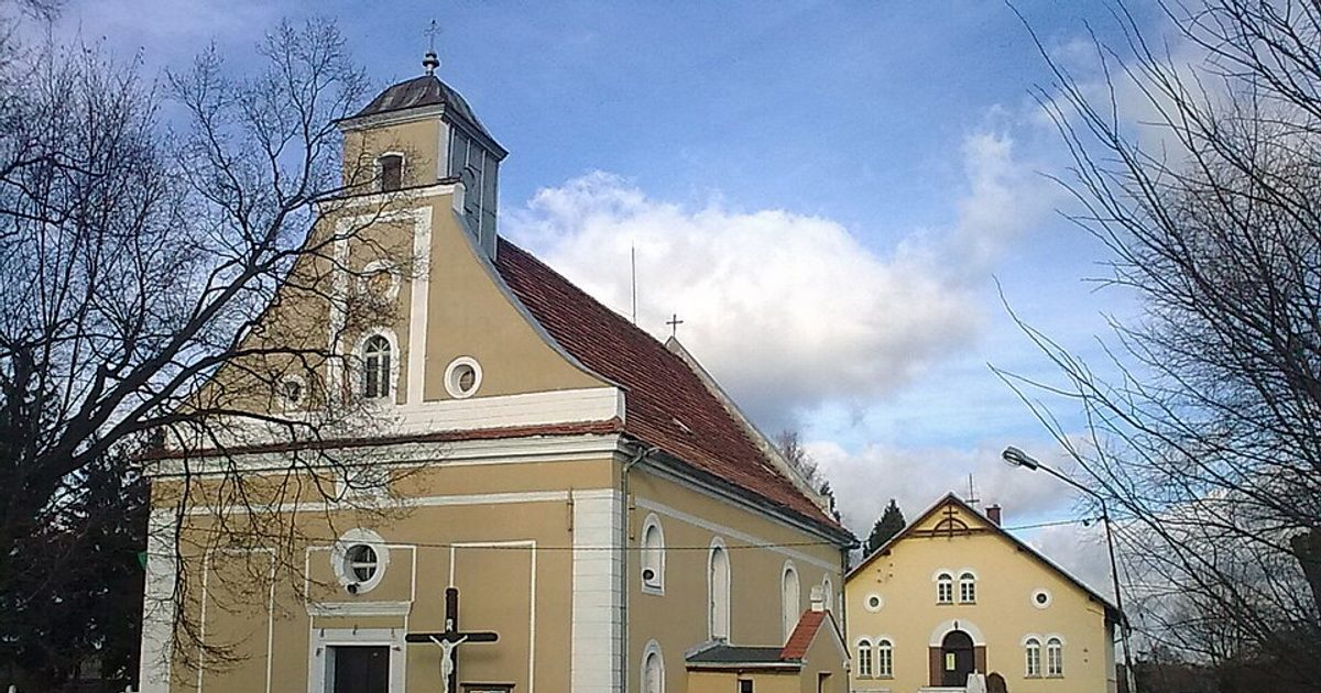 Kościół parafii Kościół Nawiedzenia NMP w Koczurki — zdjęcie