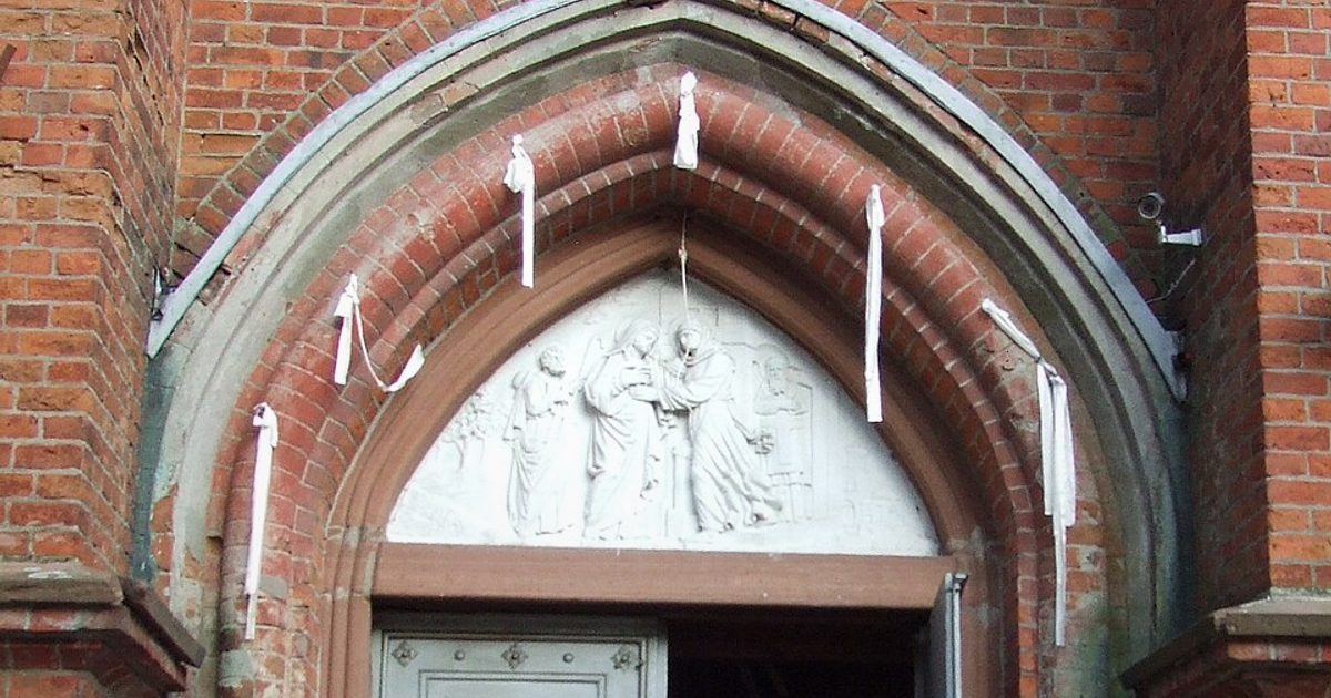 Kościół parafii Kościół Nawiedzenia NMP w Miastków Kościelny — zdjęcie