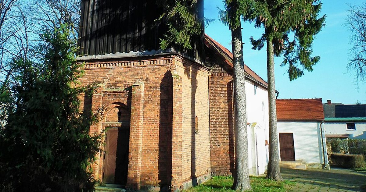 Kościół parafii Kościół Nawiedzenia NMP w Mielęcin — zdjęcie