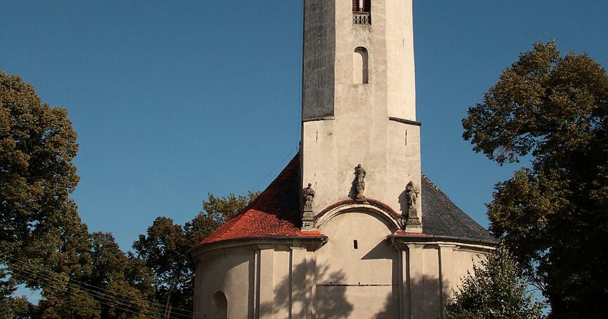 Kościół parafii Kościół Nawiedzenia NMP w Mściwojów — zdjęcie
