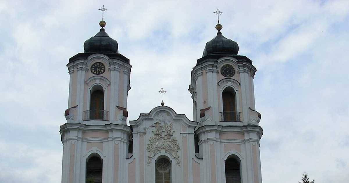 Kościół parafii Kościół Nawiedzenia NMP w Sejny — zdjęcie