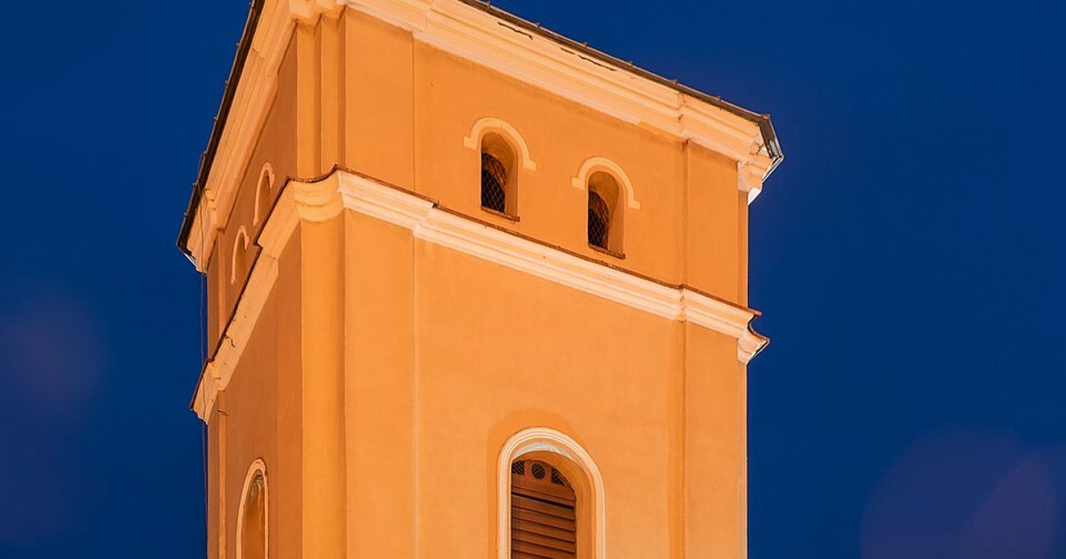 Kościół parafii Kościół Nawiedzenia NMP w Wieluń — zdjęcie
