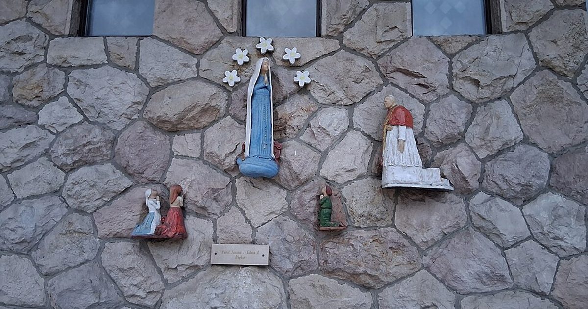Kościół parafii Kościół Niepokalanego Serca NMP w Gronków — zdjęcie