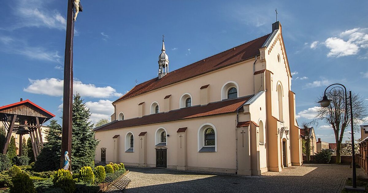 Kościół parafii Kościół Niepokalanego Serca NMP i św. Mikołaja w Grabów nad Prosną — zdjęcie