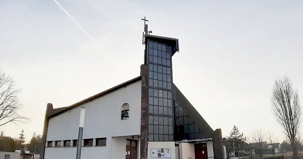 Kościół parafii Kościół Niepokalanego Serca NMP w Siechnice — zdjęcie
