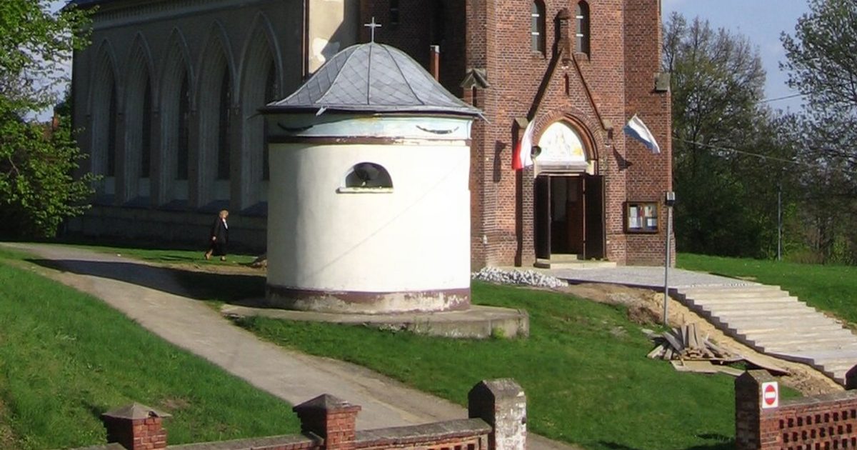 Kościół parafii Kościół Niepokalanego Serca NMP w Wysoki Kościół — zdjęcie