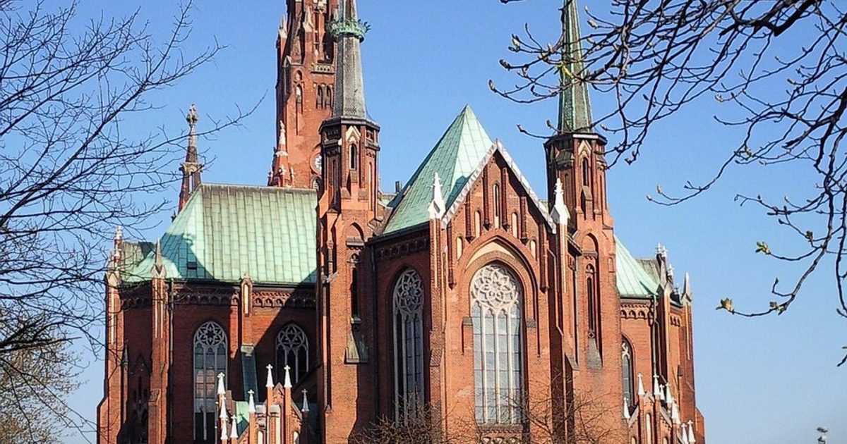 Kościół parafii Kościół NMP Anielskiej w Dąbrowa Górnicza — zdjęcie