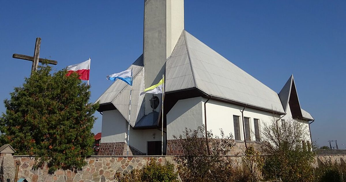 Kościół parafii Kościół NMP Częstochowskiej w Ławsk — zdjęcie