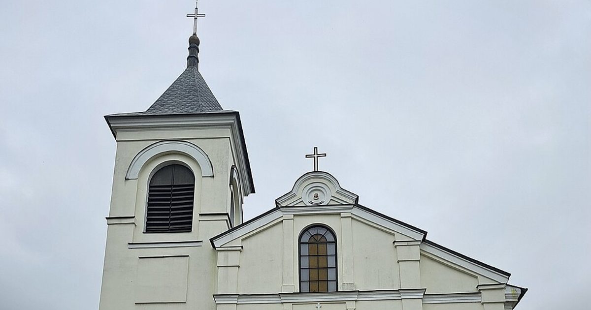 Kościół parafii Kościół NMP Częstochowskiej w Szumowo — zdjęcie