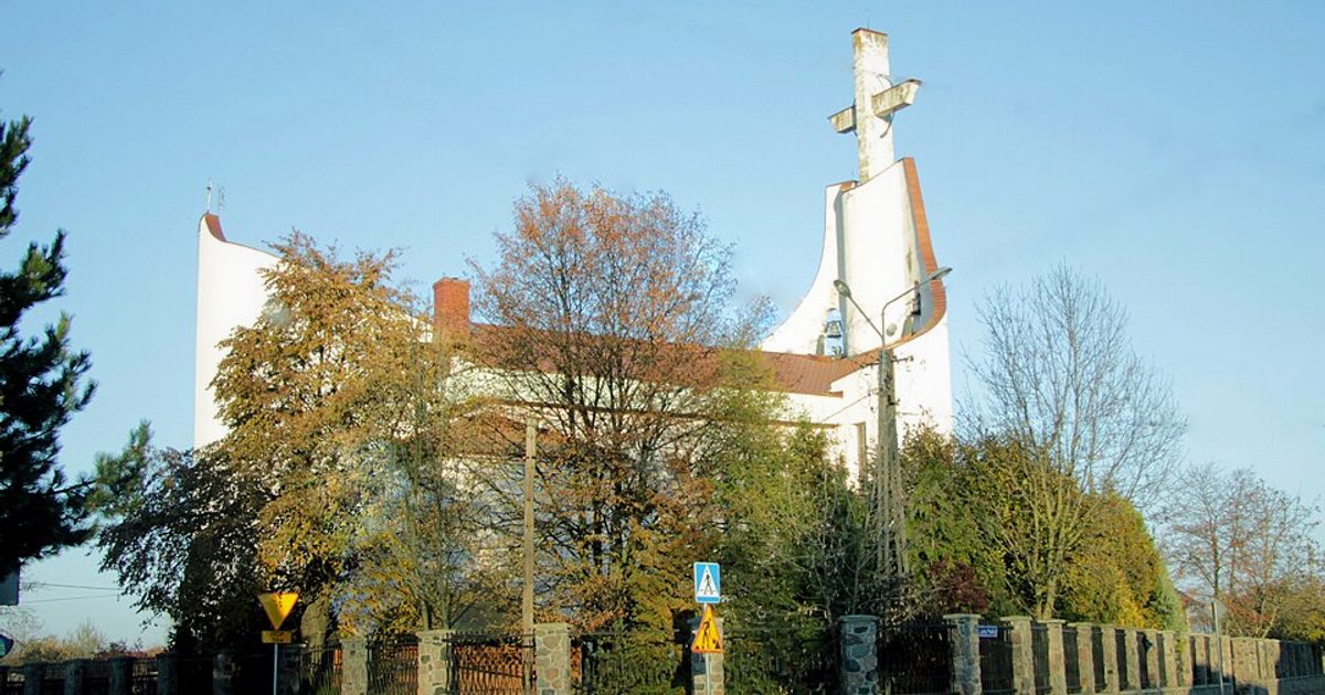 Kościół parafii Kościół NMP Królowej Polski w Szulborze Wielkie — zdjęcie