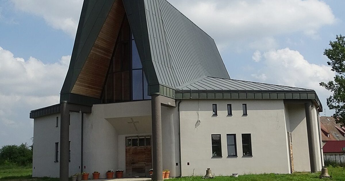 Kościół parafii Kościół NMP Matki Kościoła w Chojna — zdjęcie
