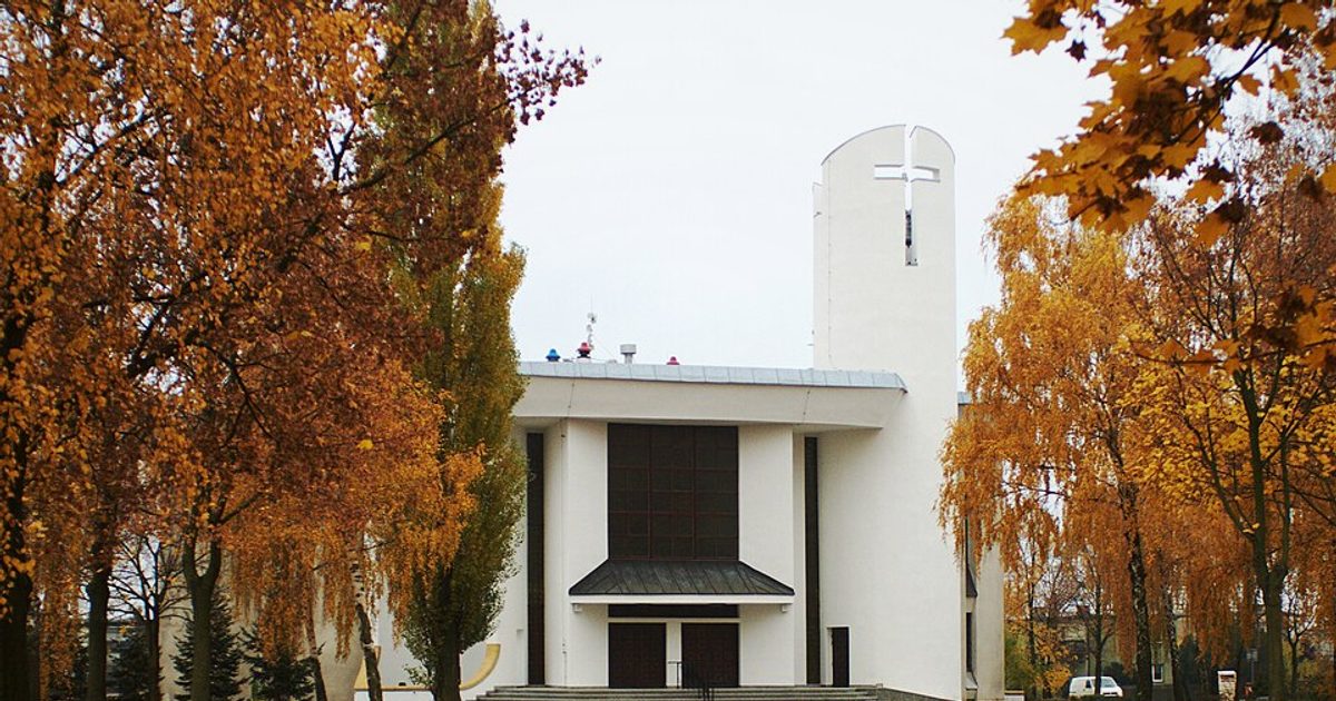 Kościół parafii Kościół NMP Matki Kościoła w Poznań — zdjęcie