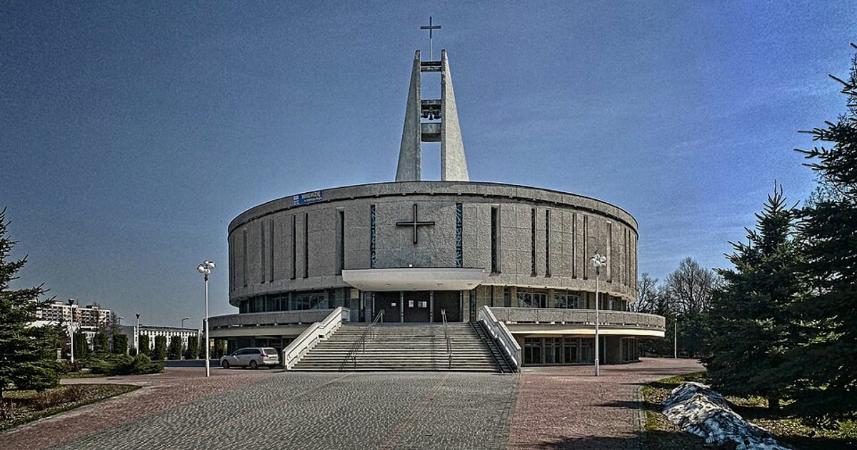 Kościół parafii Kościół NMP Matki Kościoła w Świdnik — zdjęcie