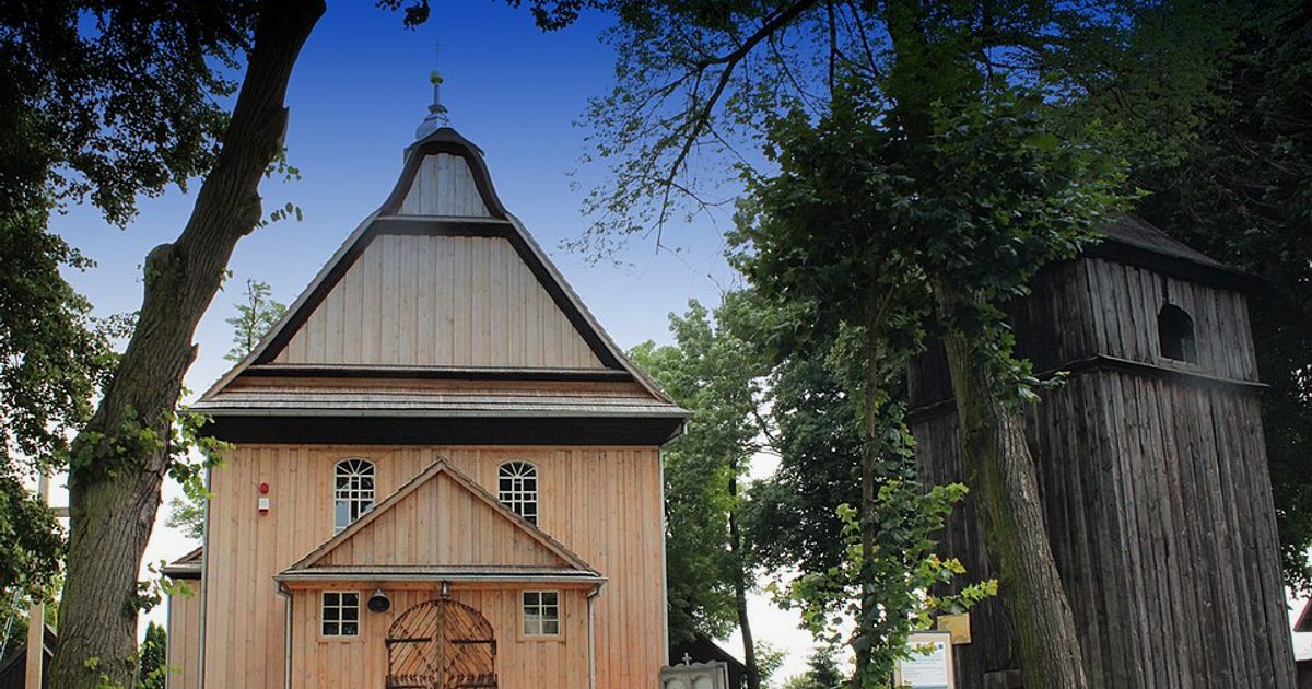 Kościół parafii Kościół NMP Niepokalanie Poczętej w Strzałków — zdjęcie