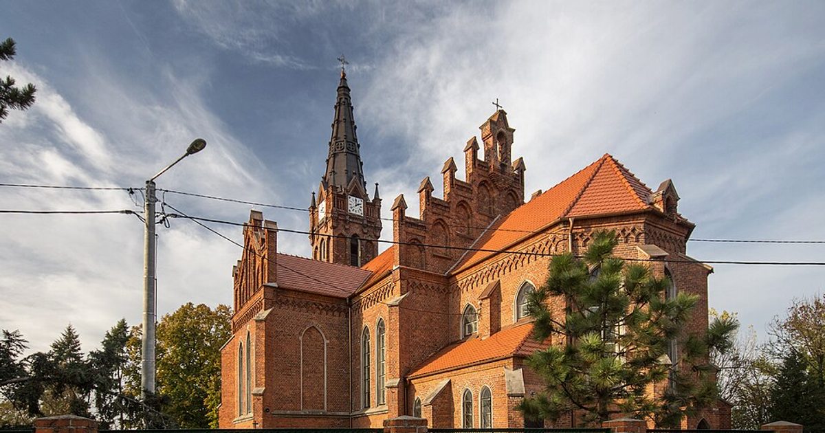 Kościół parafii Kościół NMP Wniebowziętej w Mokronos — zdjęcie