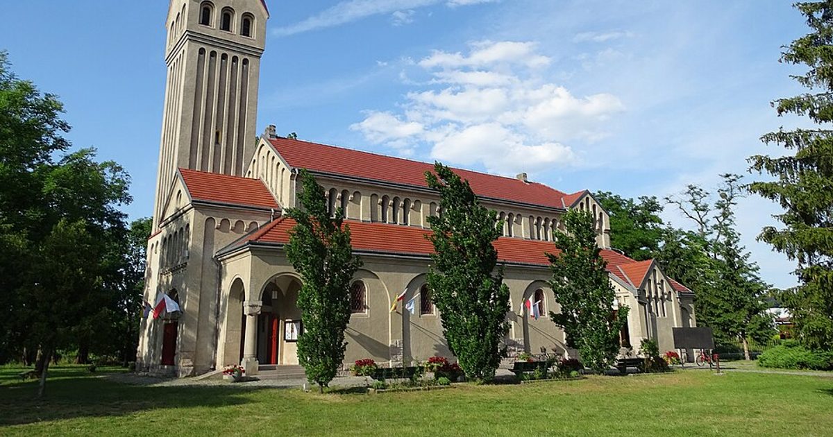 Kościół parafii Kościół NMP Wspomożycielki Wiernych w Wrocław — zdjęcie