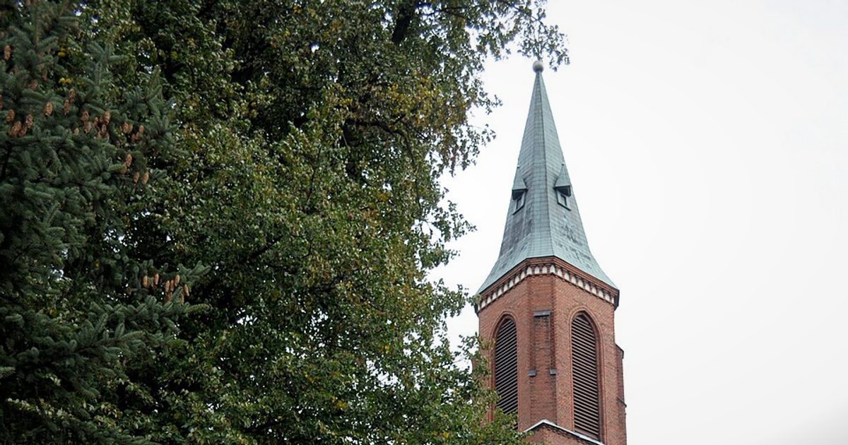 Kościół parafii Kościół NSPJ w Worów — zdjęcie