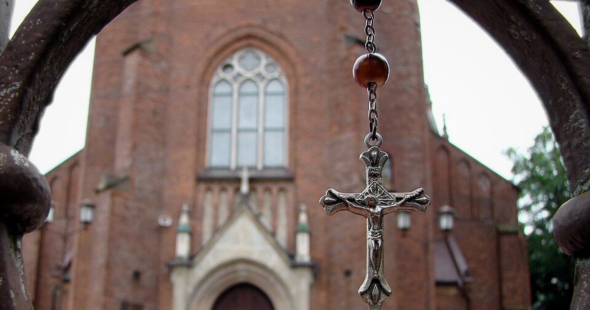 Kościół parafii Kościół Ofiarowania NMP w Górno — zdjęcie