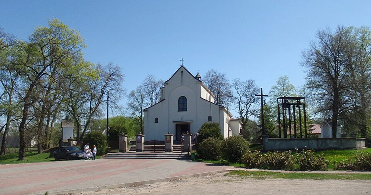 Kościół parafii Kościół Ofiarowania NMP w Ostrołęka — zdjęcie
