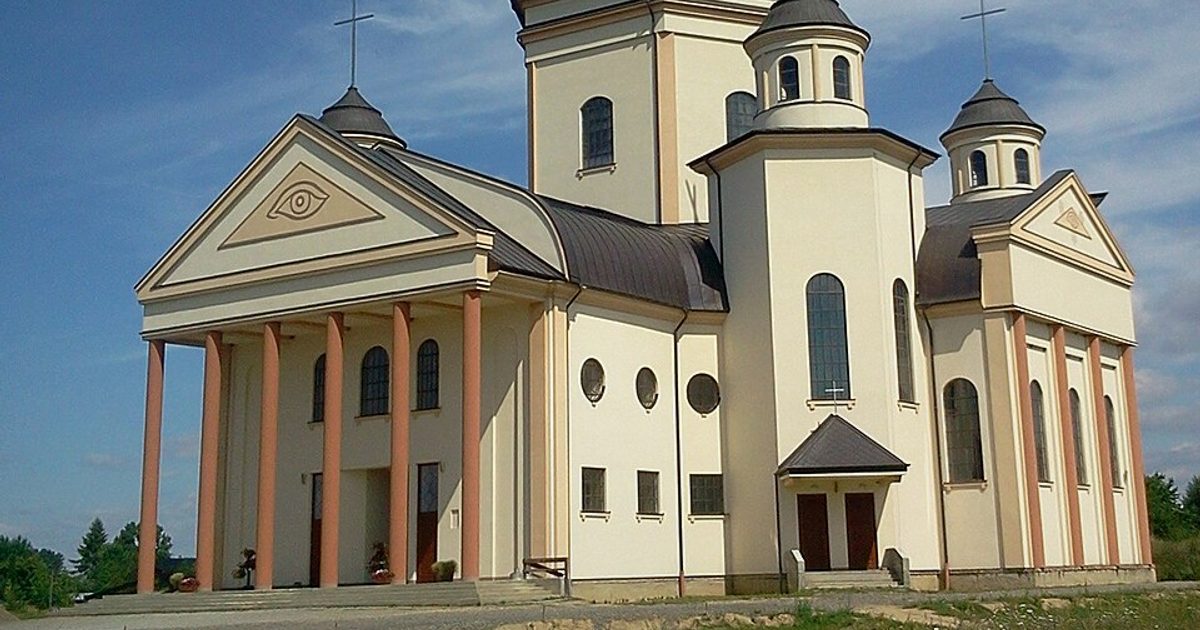 Kościół parafii Kościół Opatrzności Bożej w Parczew — zdjęcie