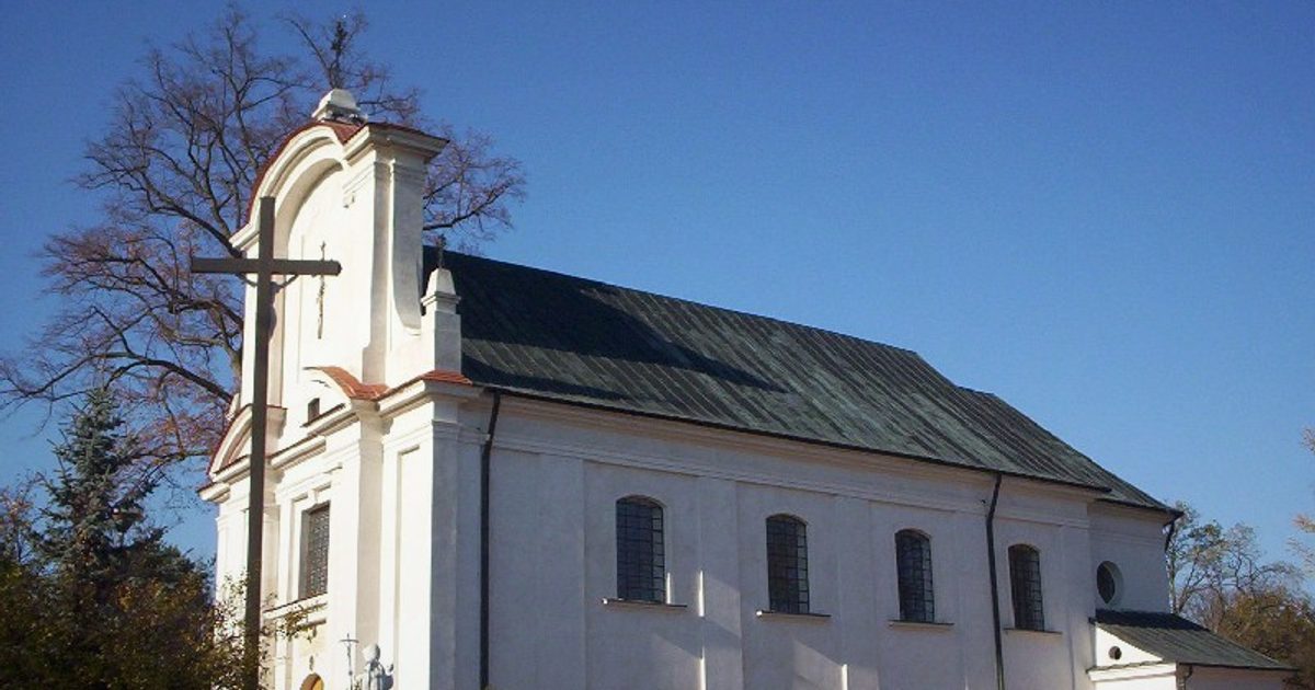 Kościół parafii Kościół Podwyższenia Krzyża Świętego w Jeruzal — zdjęcie