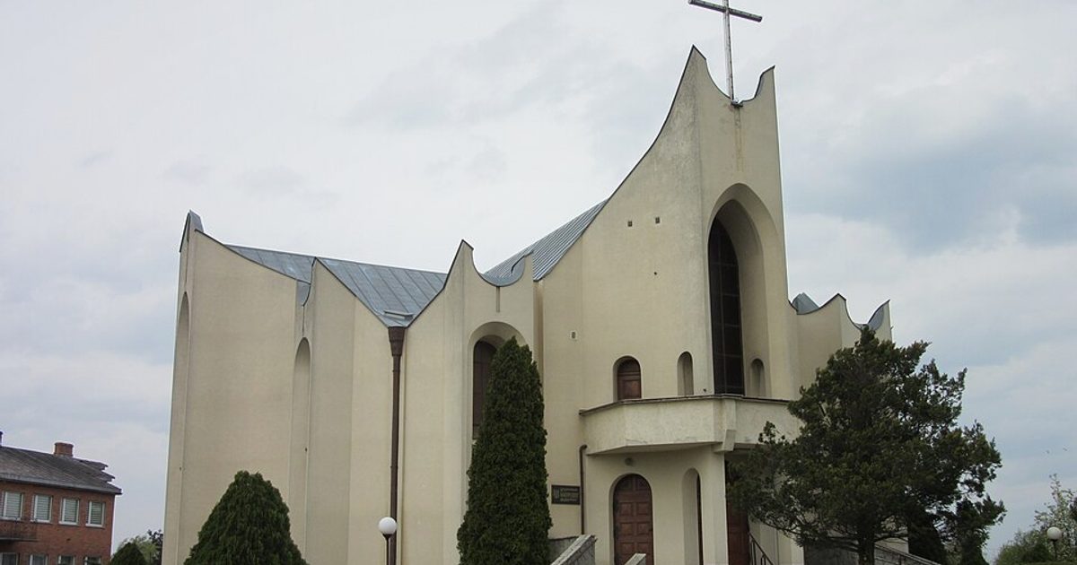 Kościół parafii Kościół Podwyższenia Krzyża Świętego w Kalisz — zdjęcie
