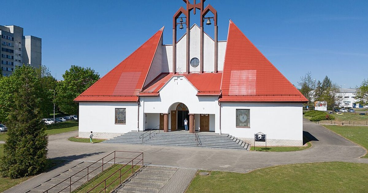 Kościół parafii Kościół Podwyższenia Krzyża Świętego w Kłodzko — zdjęcie