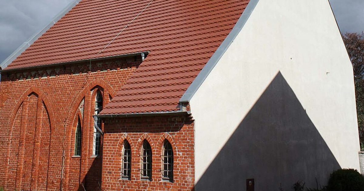 Kościół parafii Kościół Podwyższenia Krzyża Świętego w Koszalin — zdjęcie