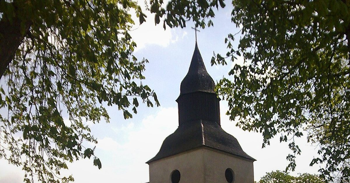 Kościół parafii Kościół Podwyższenia Krzyża Świętego w Ogorzeliny — zdjęcie