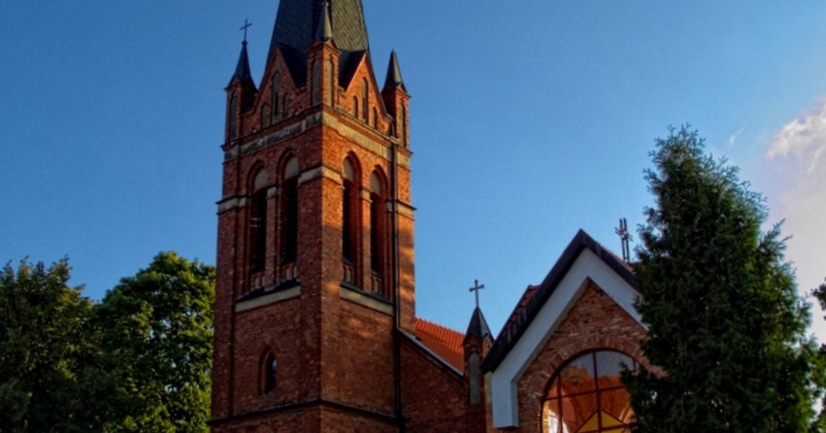 Kościół parafii Kościół Podwyższenia Krzyża Świętego w Olecko — zdjęcie