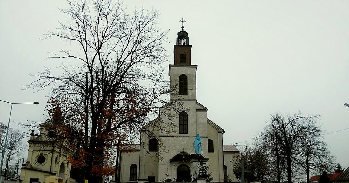 Kościół parafii Kościół Podwyższenia Krzyża Świętego w Piszczac — zdjęcie