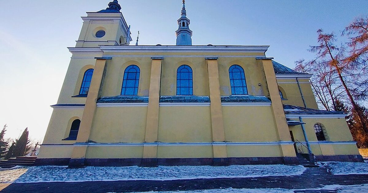 Kościół parafii Kościół Podwyższenia Krzyża Świętego w Przytyk — zdjęcie