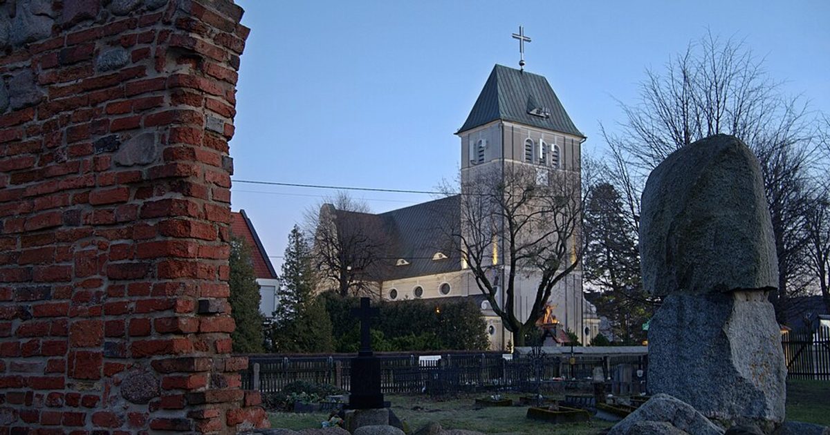 Kościół parafii Kościół Podwyższenia Krzyża Świętego w Rumia — zdjęcie