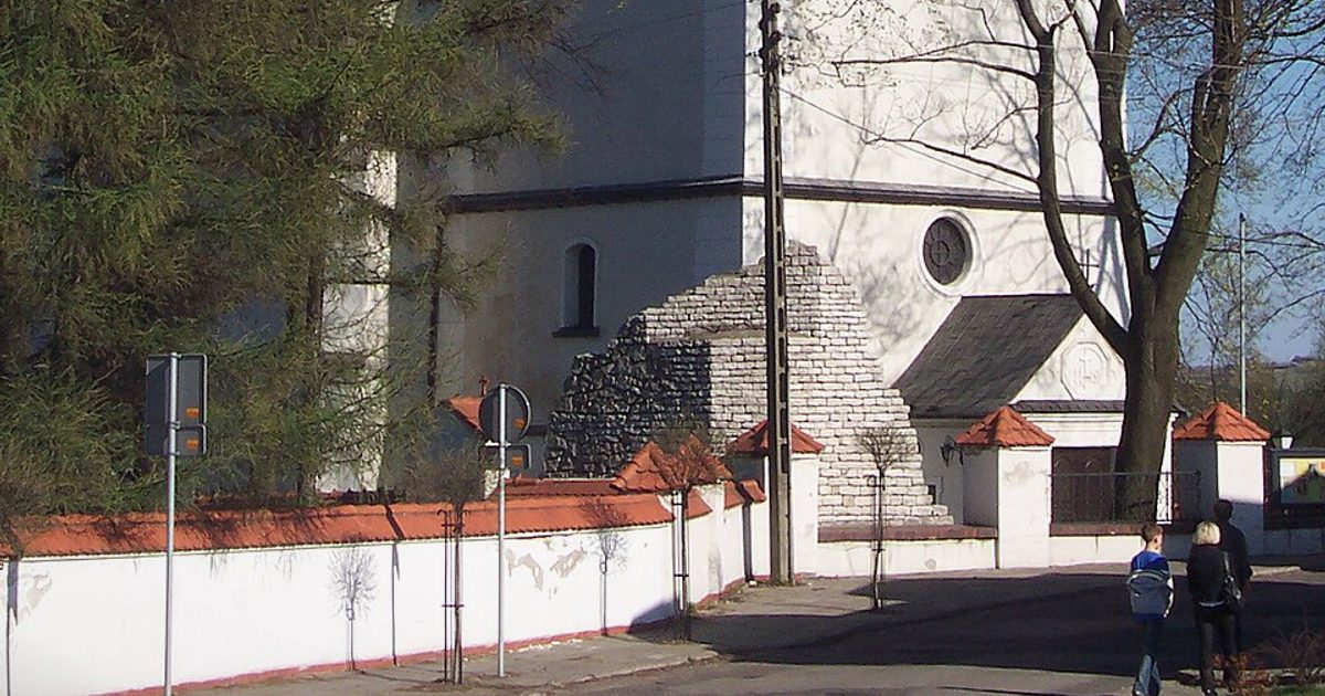 Kościół parafii Kościół Podwyższenia Krzyża Świętego w Sławków — zdjęcie