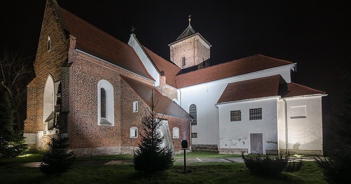 Kościół parafii Kościół Podwyższenia Krzyża Świętego w Sośnica — zdjęcie