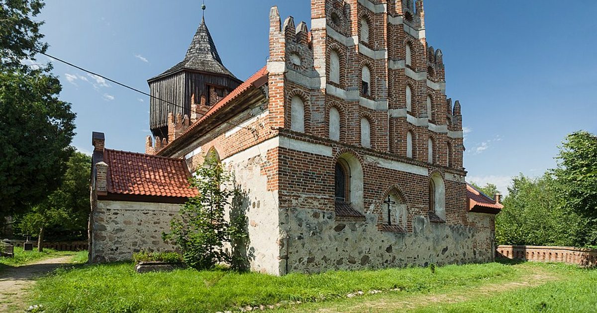 Kościół parafii Kościół Podwyższenia Krzyża Świętego w Sułowo — zdjęcie